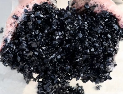 桑日沥青冷补料（沥青砂）的优势特点与施工流程解析